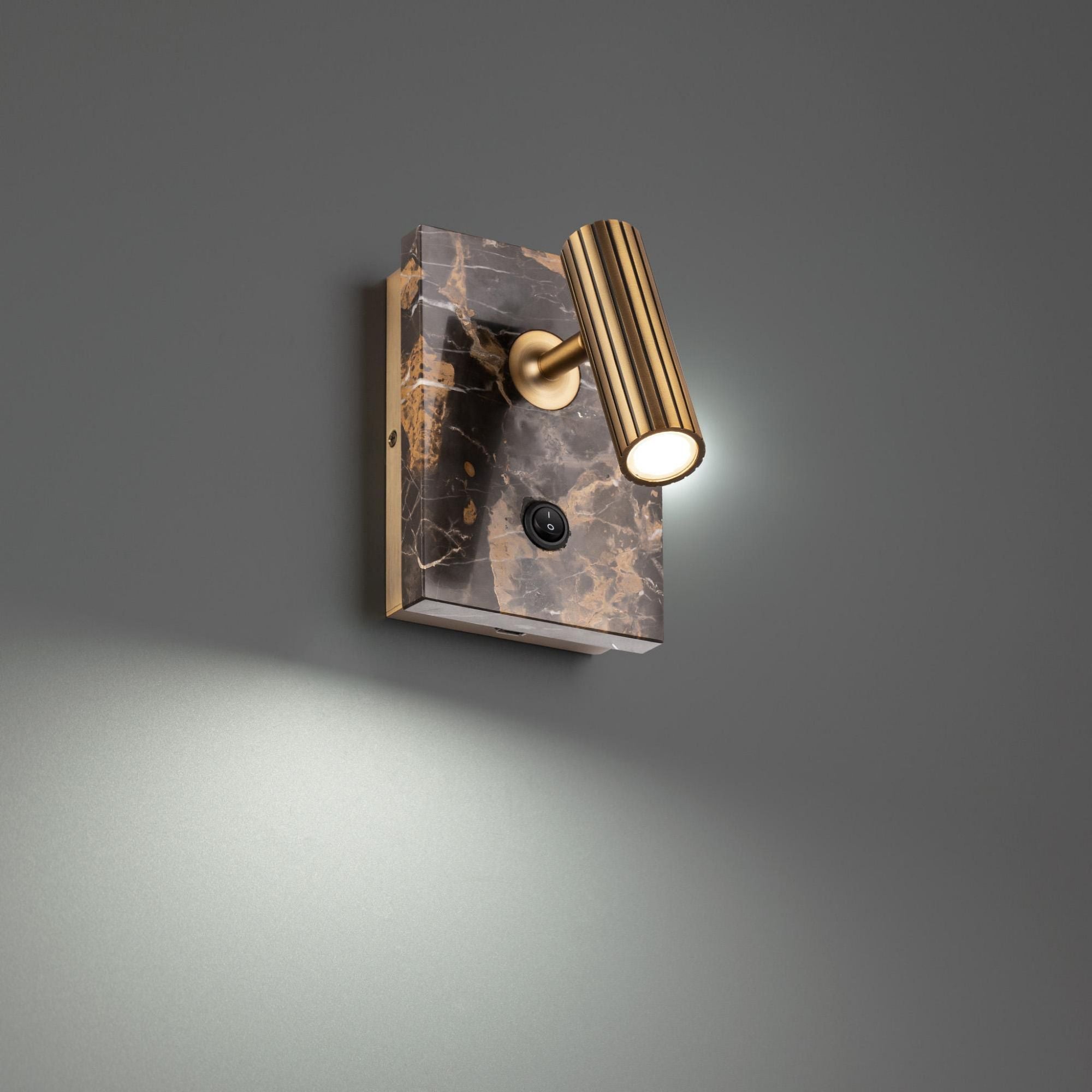 Nexus 7in LED Reading Light 3000K in Black with Aged Brass