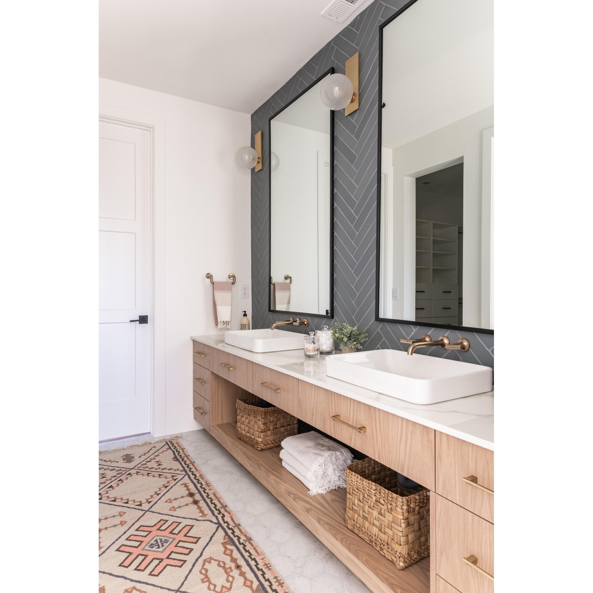 Hinsdale 1-Light Wall Sconce in  Aged Brass 7.5L x 7.5W x 12.75H