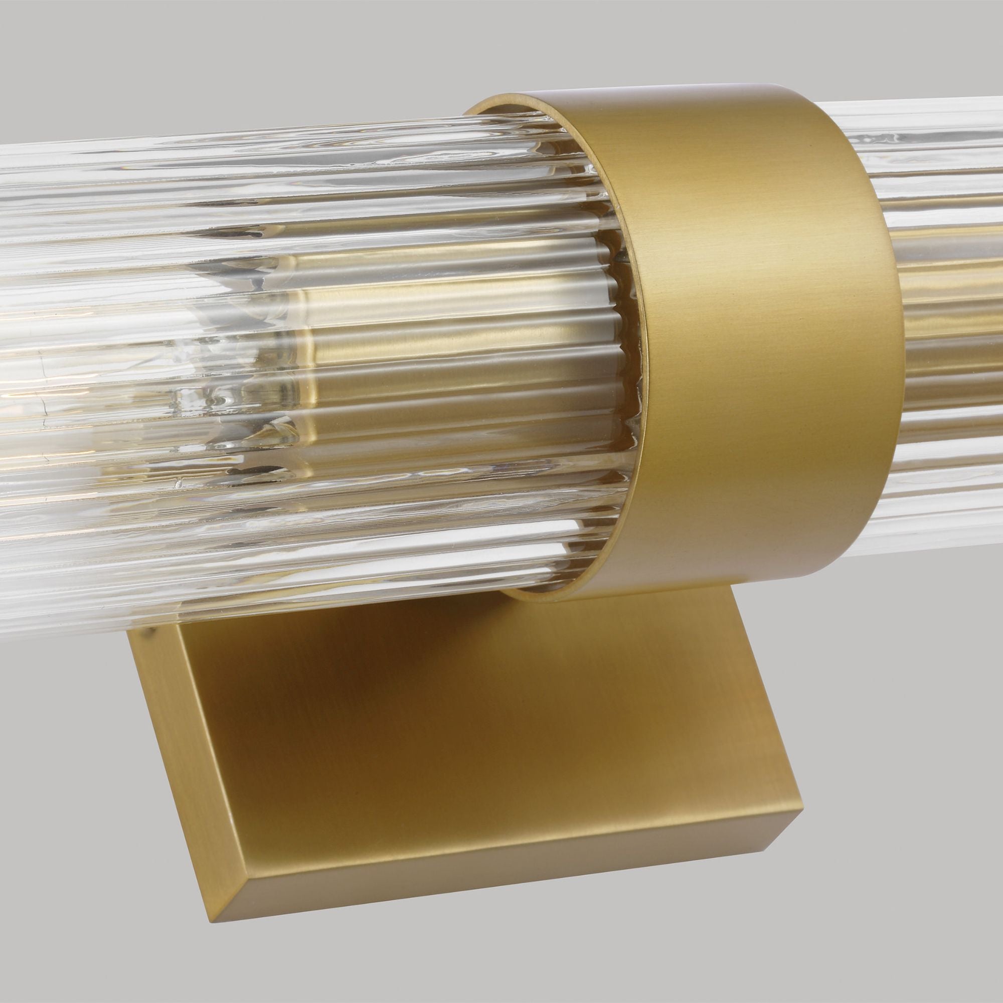 Chapman & Myers Geneva Linear Sconce in Burnished Brass