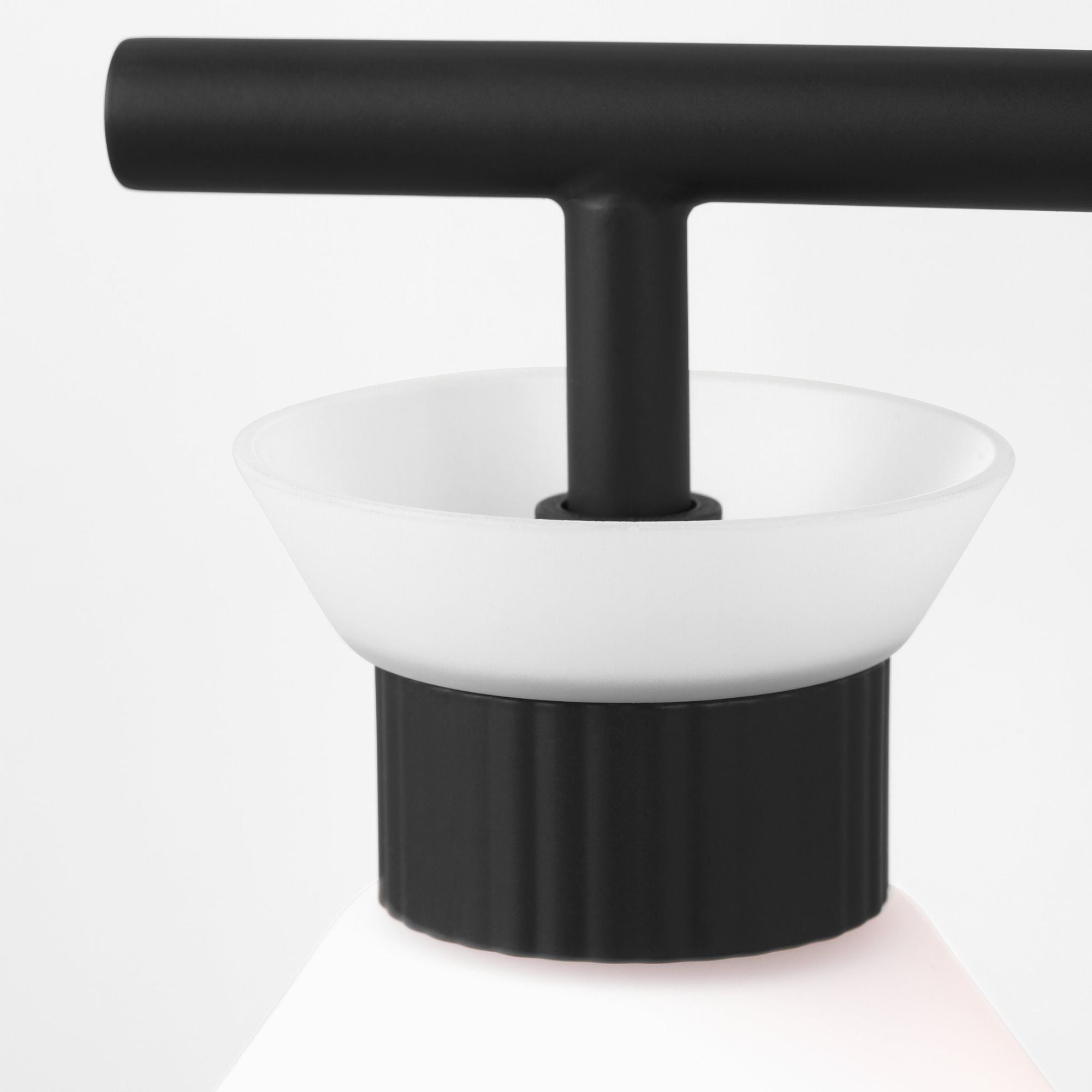 Drew & Jonathan Belcarra 4 - Light Bath in Midnight Black