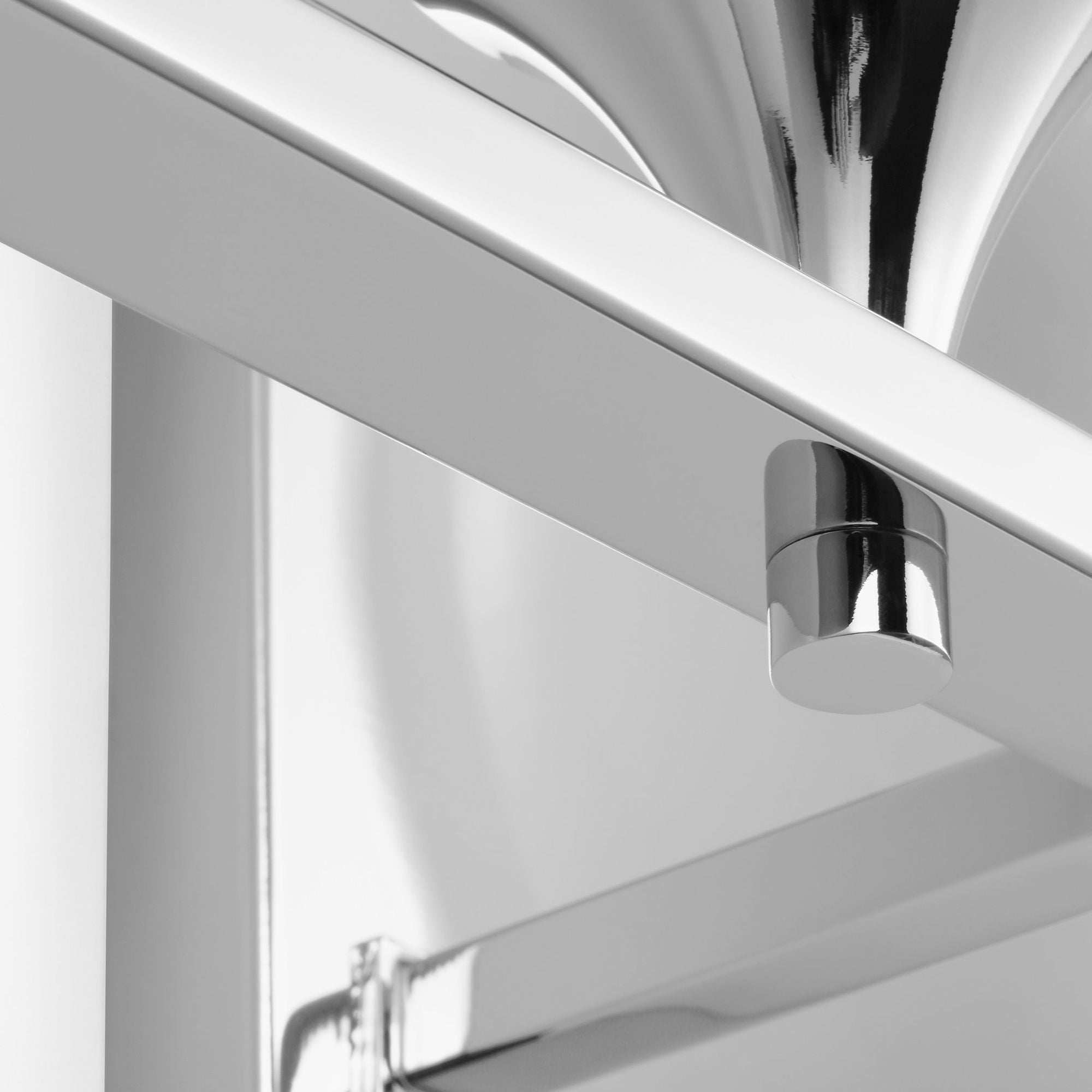 Drew & Jonathan Toffino 4 - Light Bath in Chrome