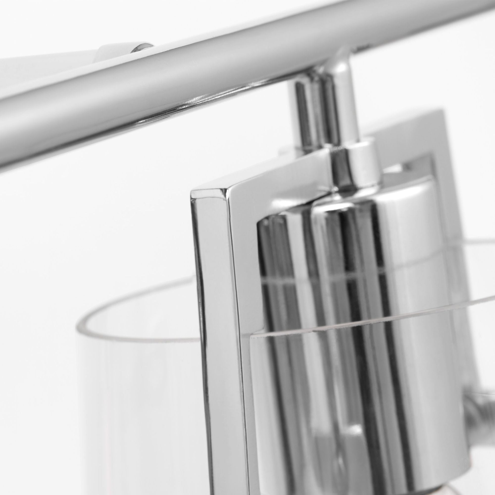 Drew & Jonathan Crofton 4 - Light Bath in Chrome