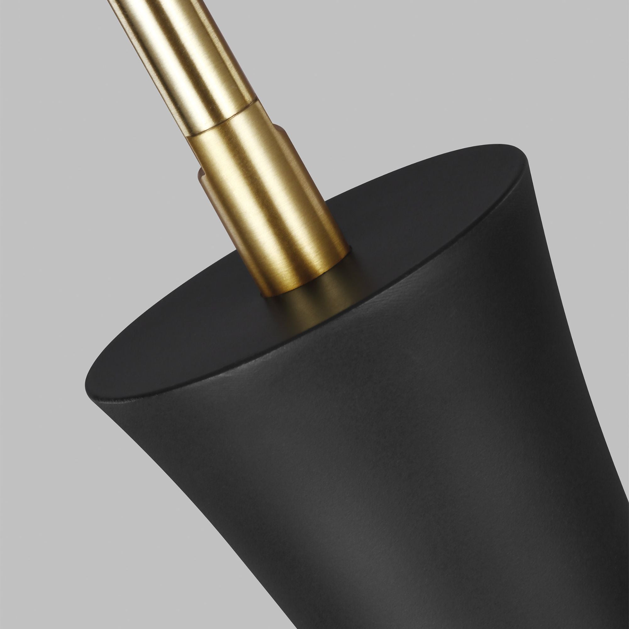 Ellen DeGeneres Joan Large Pendant in Midnight Black