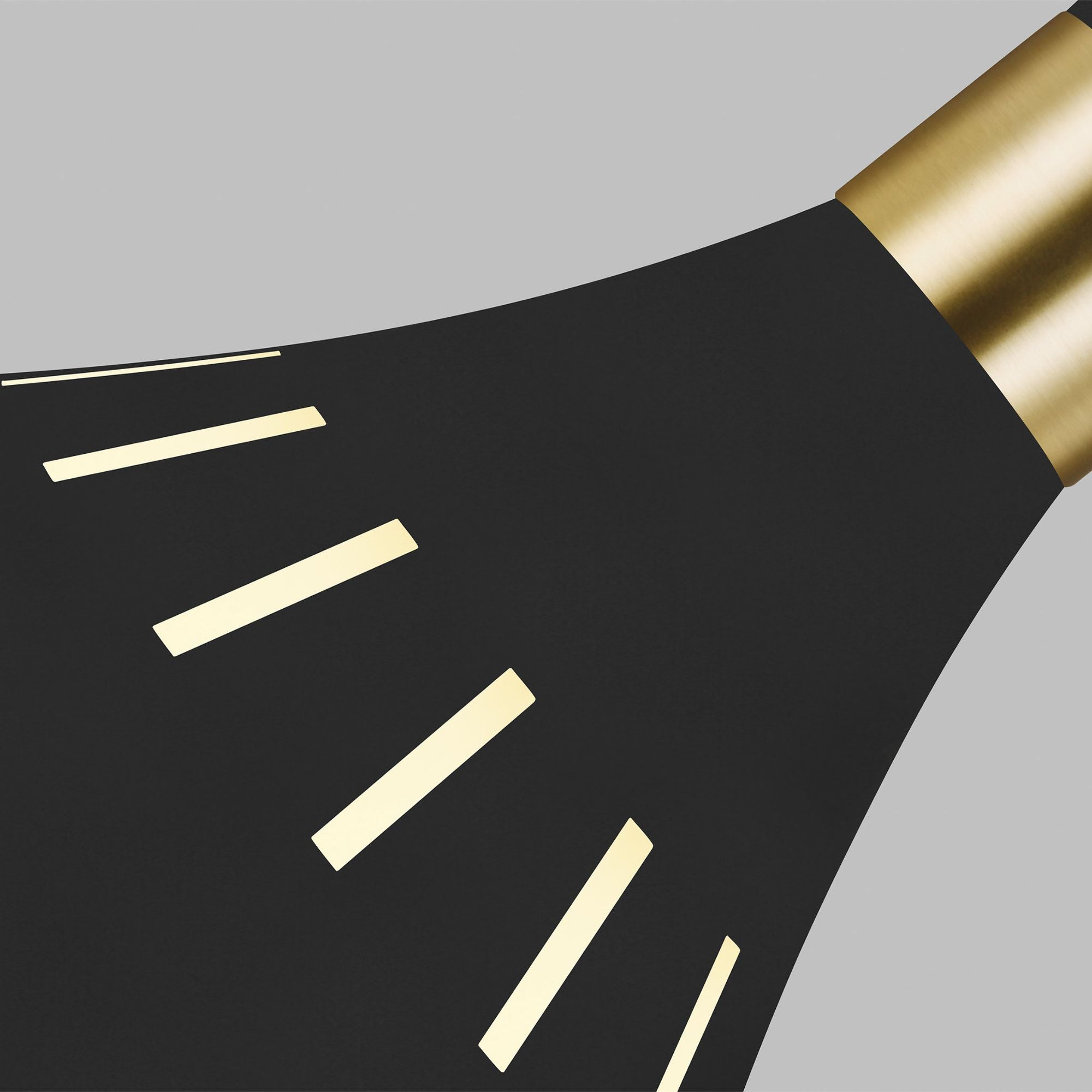 Ellen DeGeneres Joan Large Pendant in Midnight Black