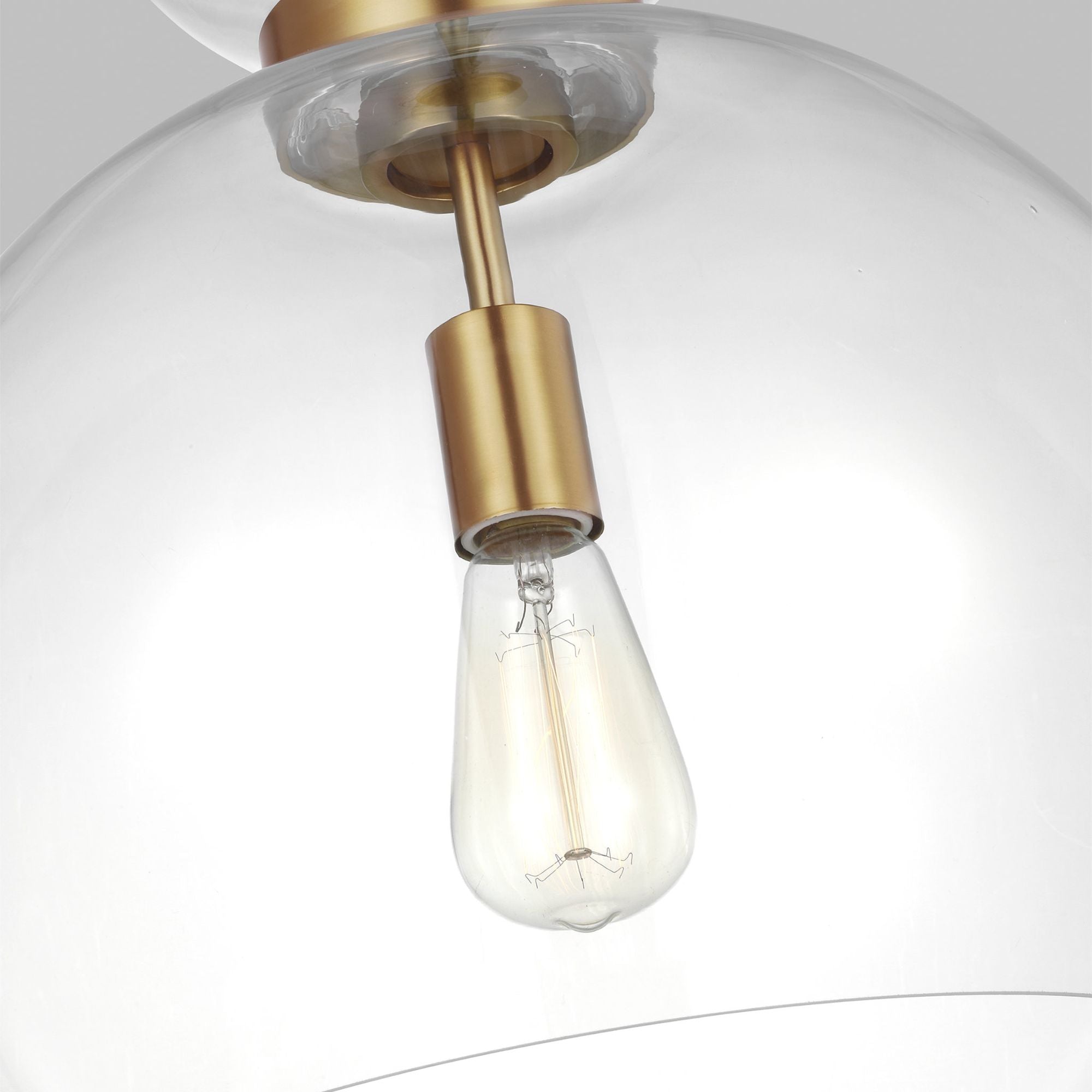 kate spade new york Londyn Round Pendant in Burnished Brass with Clear Glass