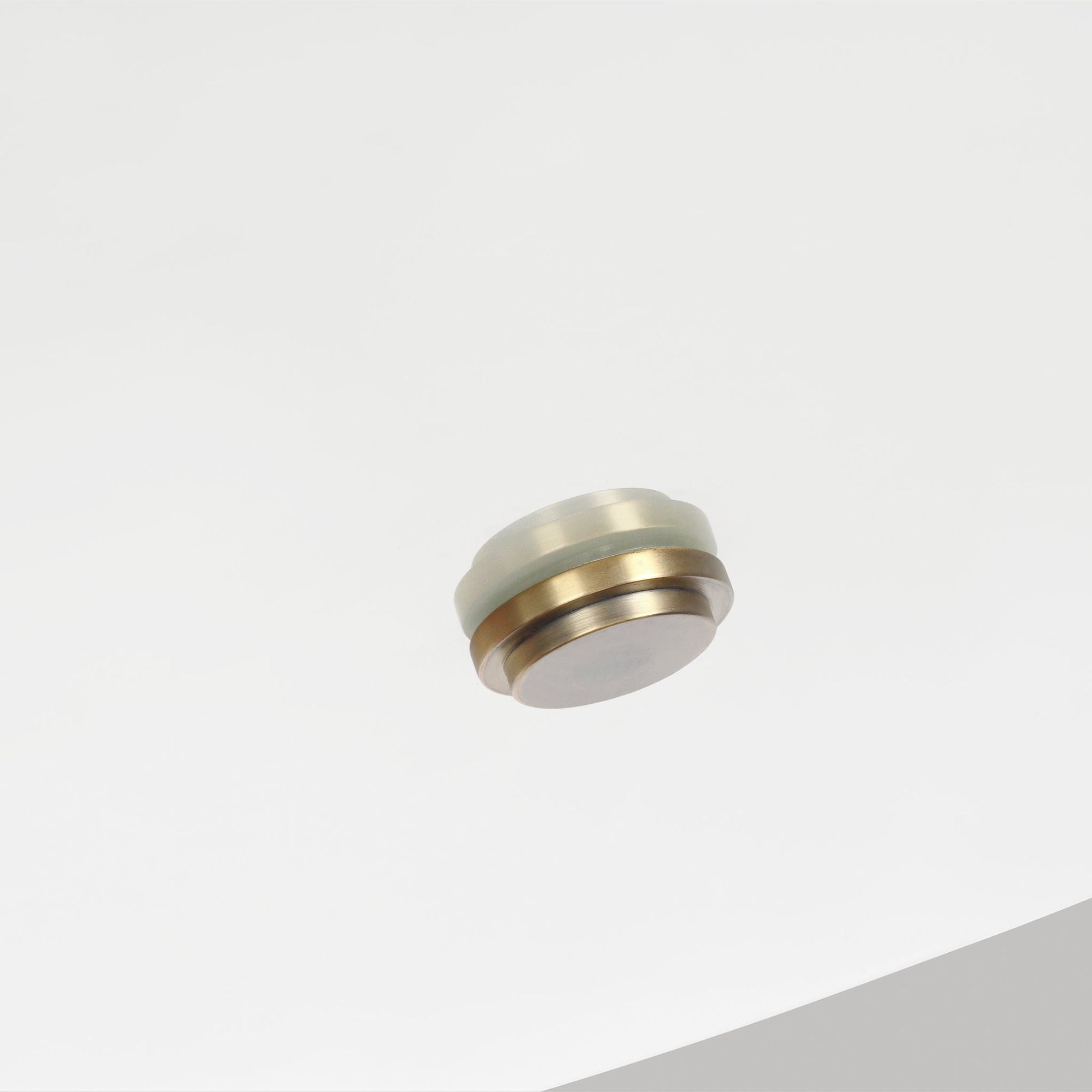 Lauren Ralph Lauren Katie Medium Pendant in Time Worn Brass