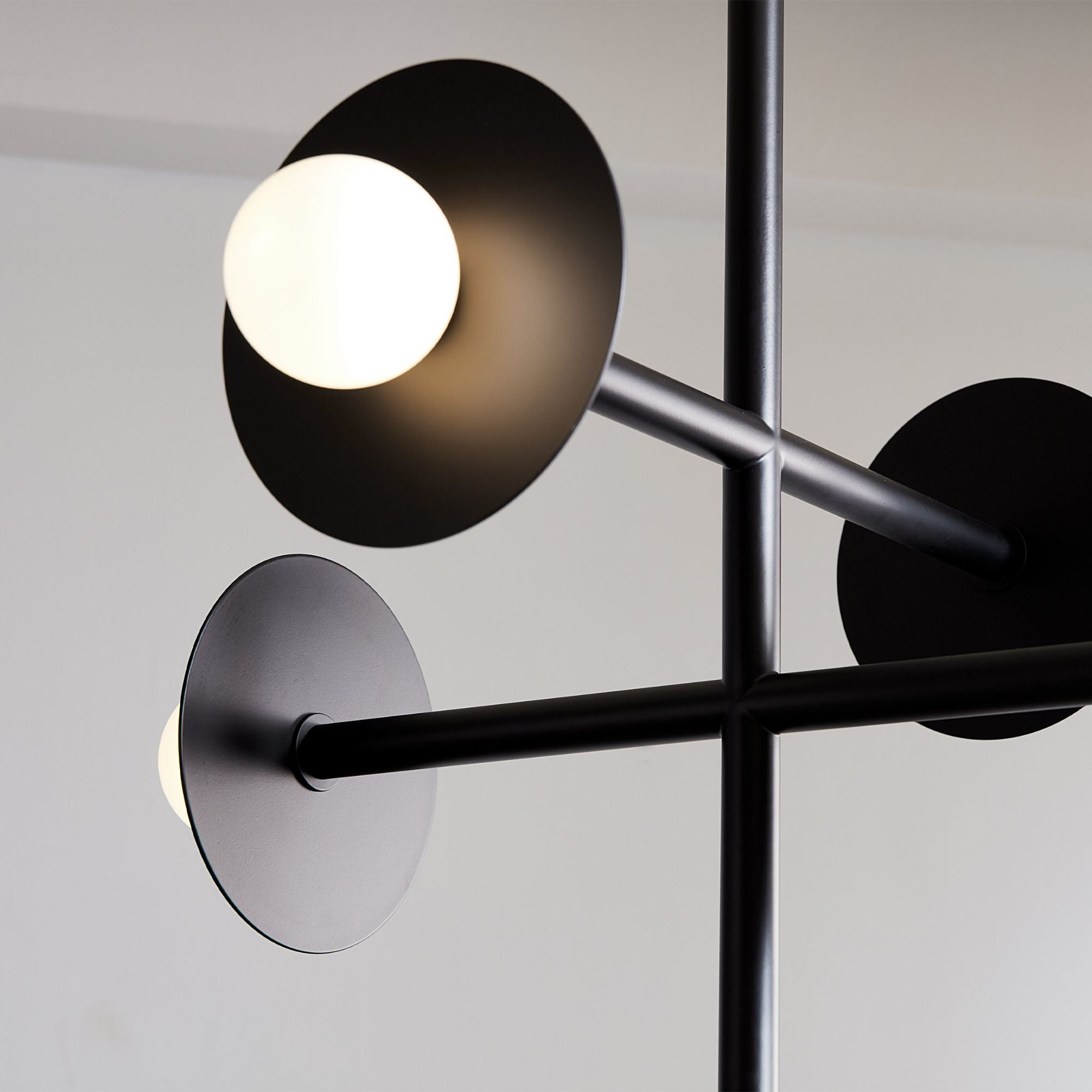 Kelly Wearstler Nodes Large Chandelier in Midnight Black