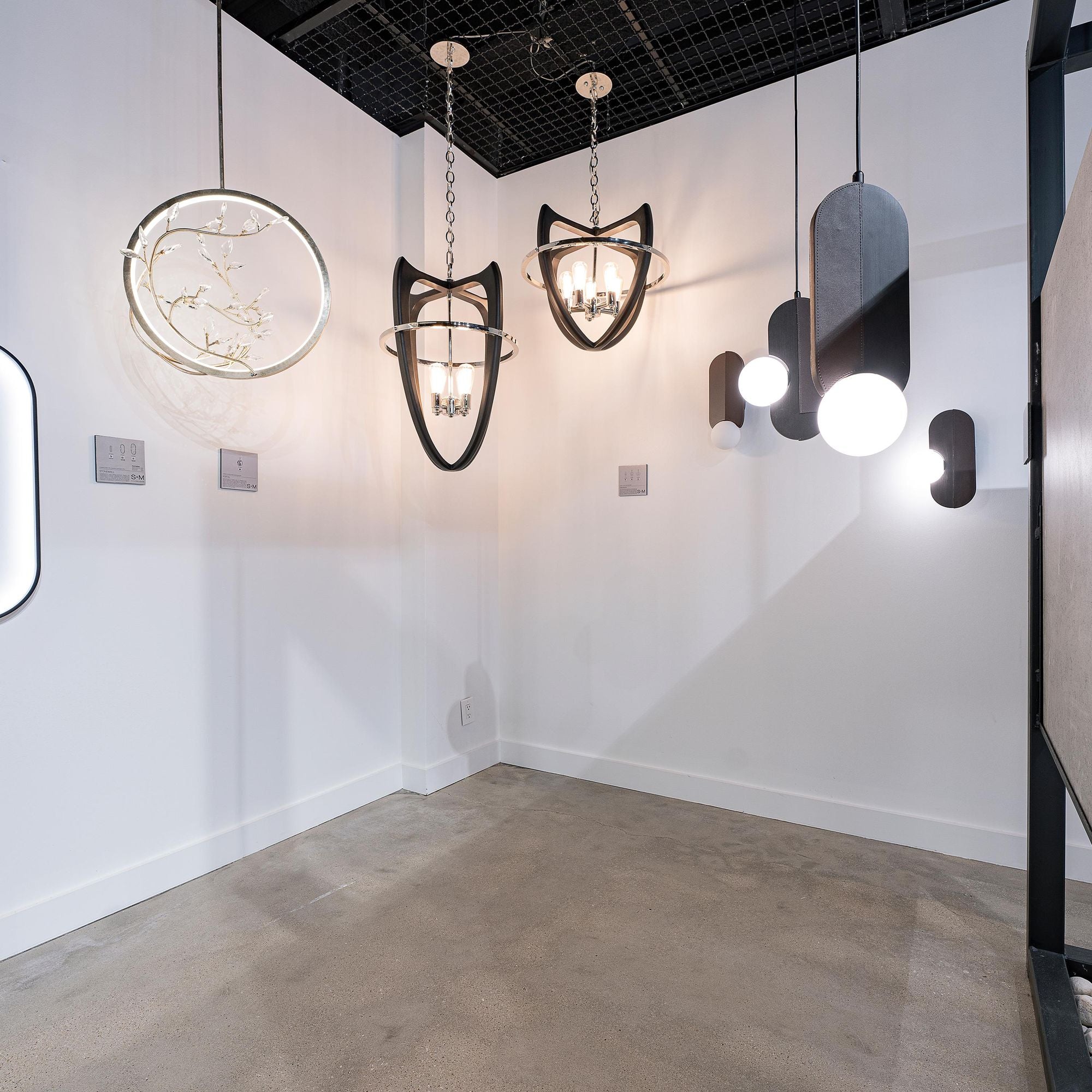 Studio M SM23803WEPN Crescendo 4-Light Pendant in Wenge / Polished Nickel