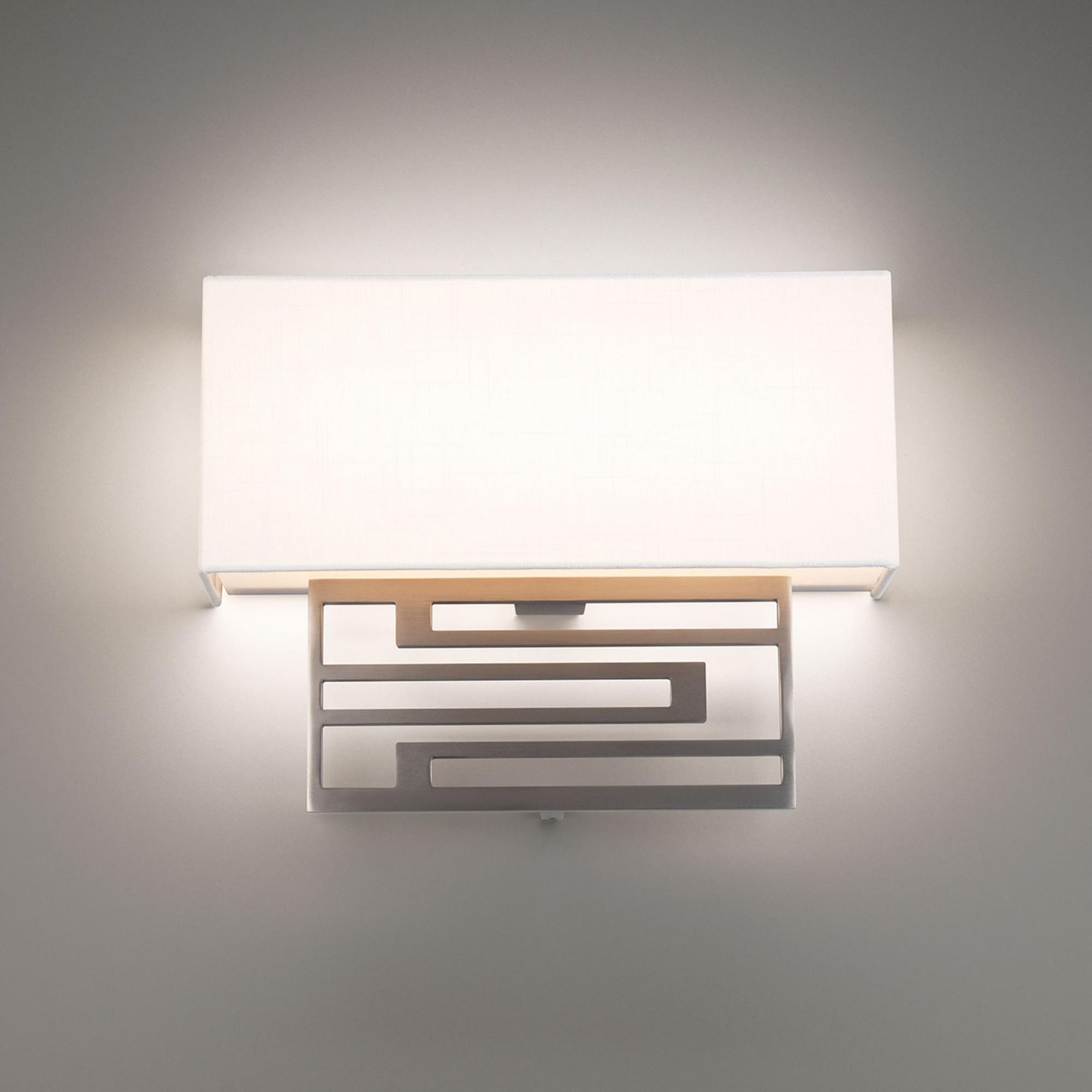 Vander 14in LED Wall Sconce 3-CCT 2700K-3000K-3500K Set to 2700K in Brushed Nickel