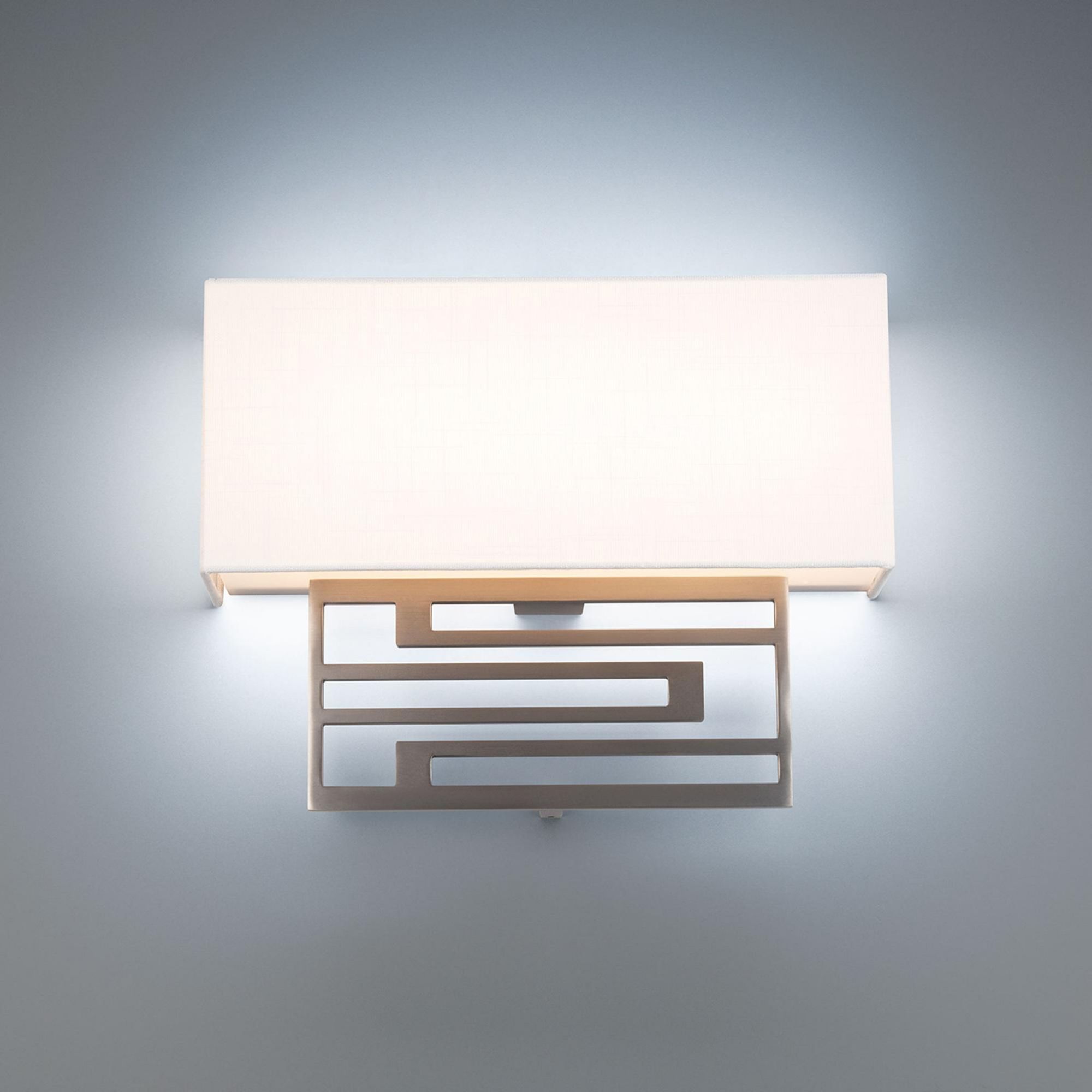 Vander 14in LED Wall Sconce 3-CCT 2700K-3000K-3500K Set to 3500K in Brushed Nickel