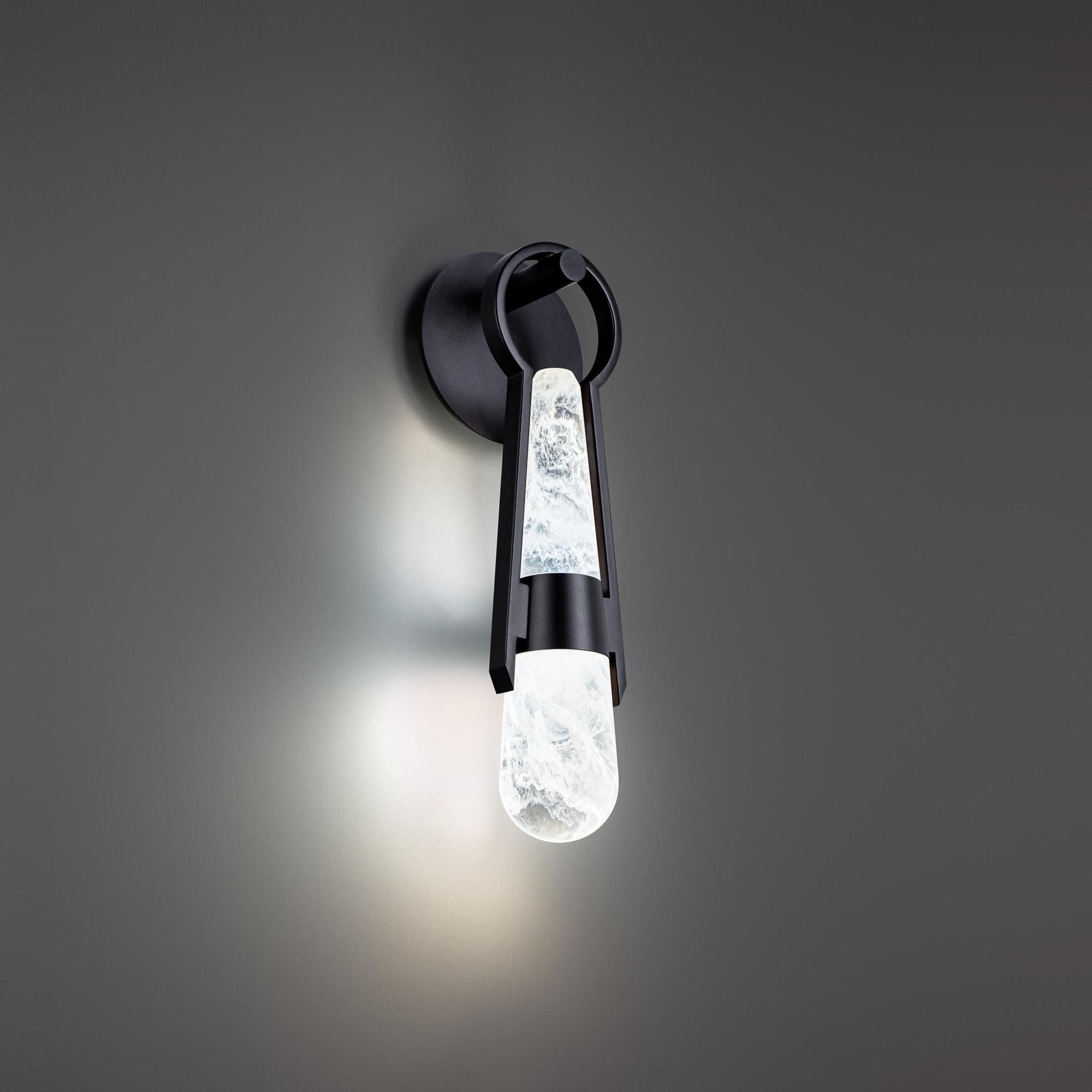 Ezra 18in LED Wall Sconce 3000K in Black